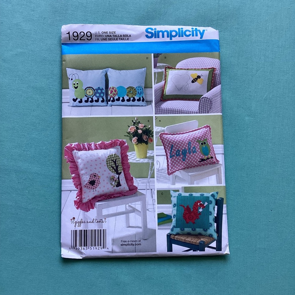 Simplicity 1929 Home Pillows Dragon Owl Bee Bird Caterpillar Tree Pattern